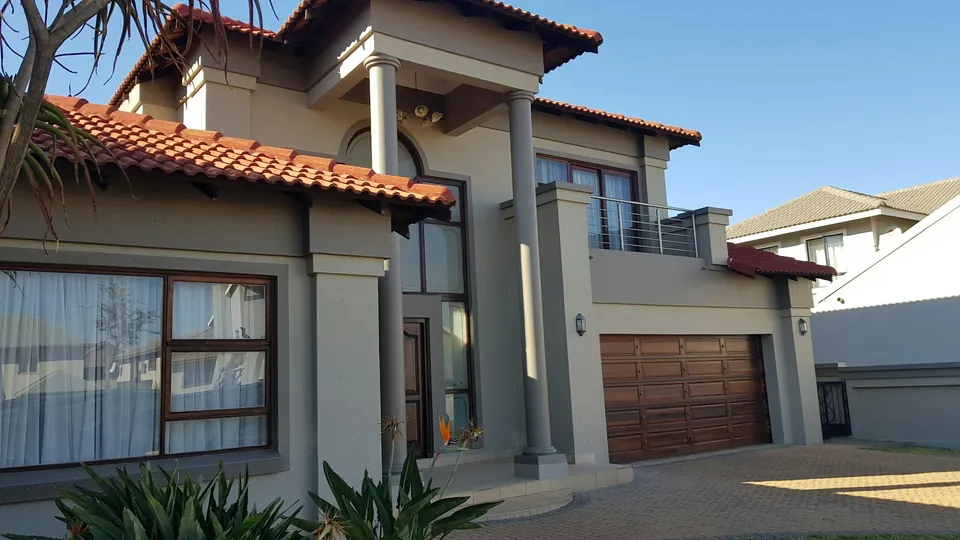 Double-storey home | full exterior repaint